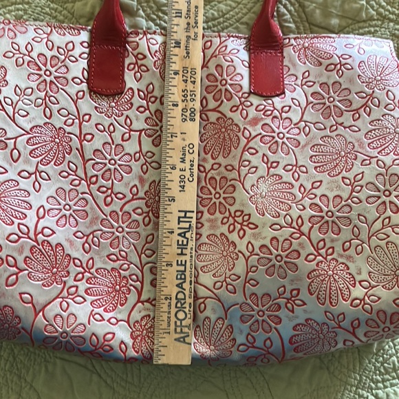 Red Leather Flowered Shoulder Bag - Picture 12 of 15